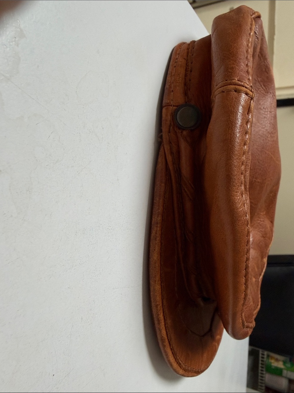 Vintage Men's Brown Leather Flat Cap - Classic Casual Style - Picture 3 of 8